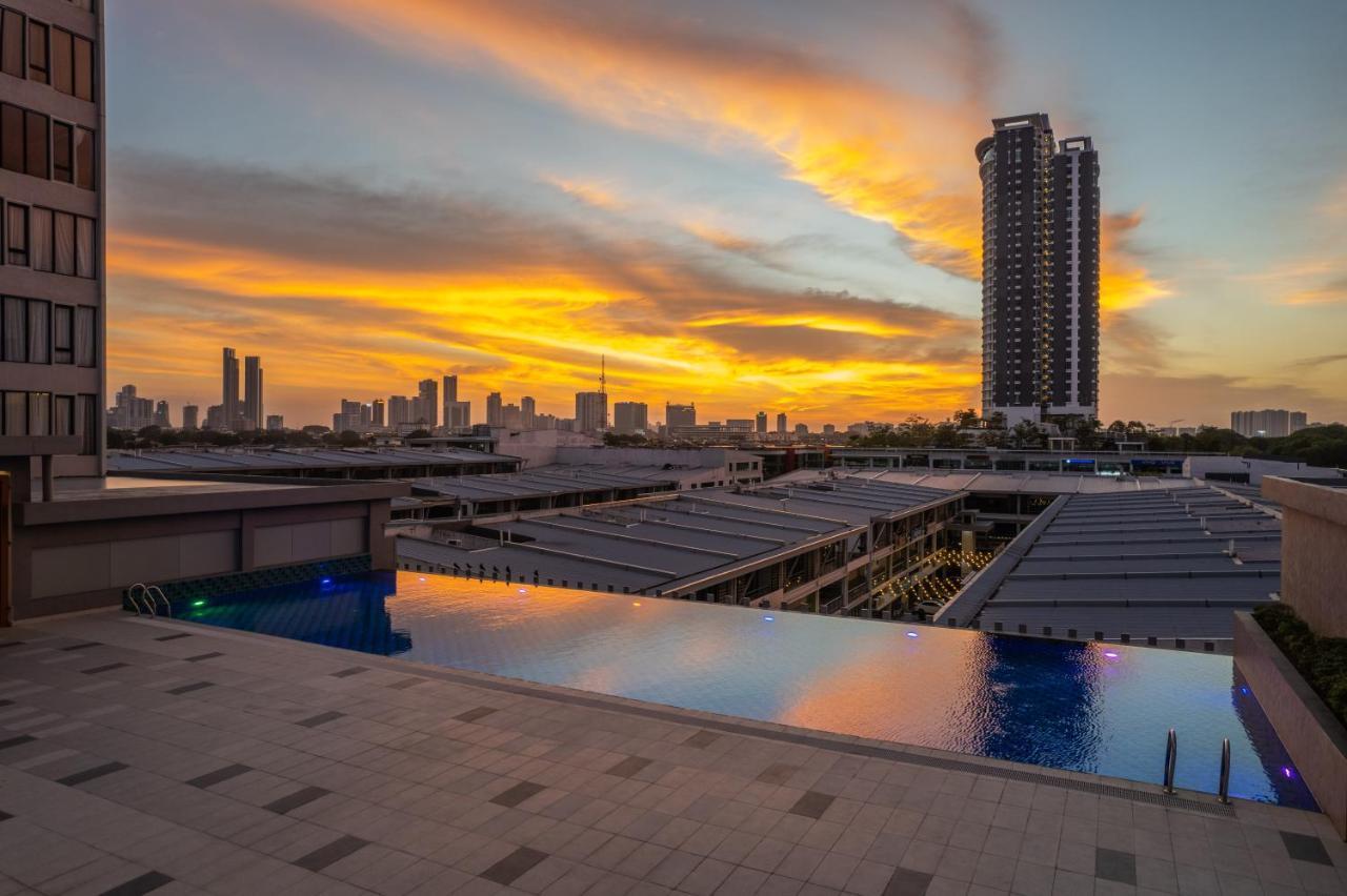 Opero Hotel Southkey Johor Bahru Esterno foto