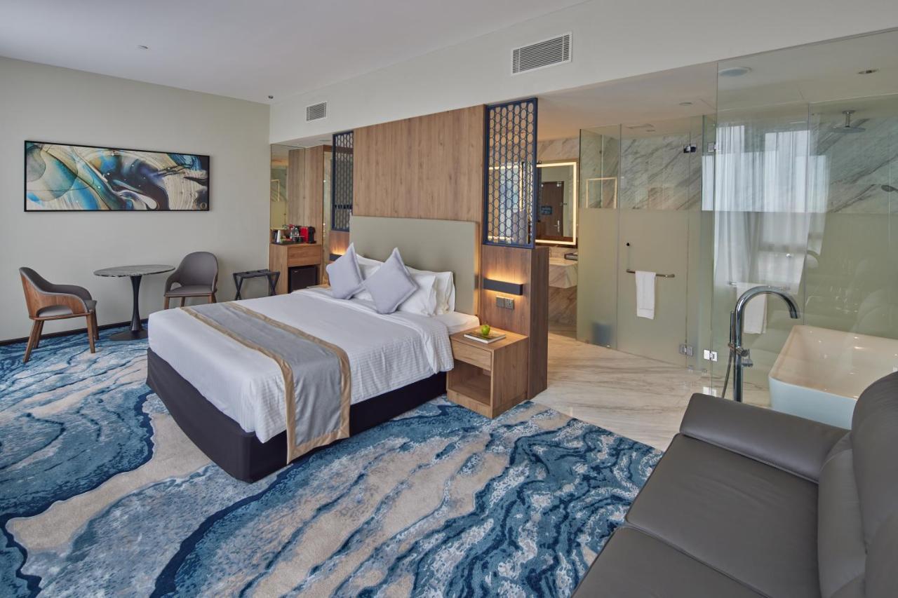 Opero Hotel Southkey Johor Bahru Esterno foto